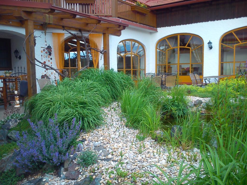 Hotel Garni Huegellandhof Neuhaus am Klausenbach المظهر الخارجي الصورة