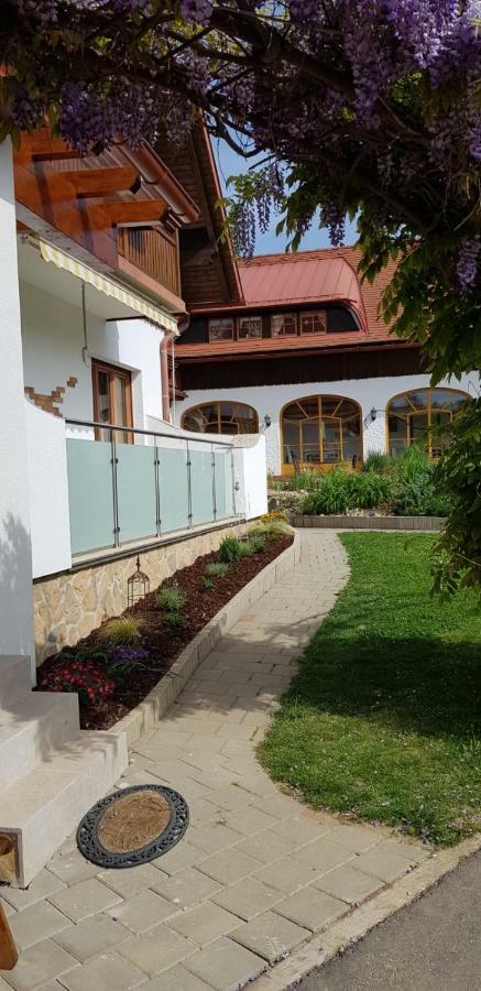 Hotel Garni Huegellandhof Neuhaus am Klausenbach المظهر الخارجي الصورة