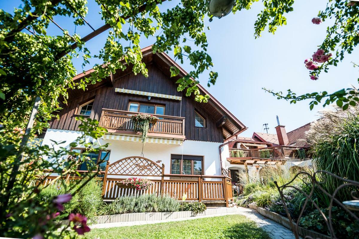 Hotel Garni Huegellandhof Neuhaus am Klausenbach المظهر الخارجي الصورة